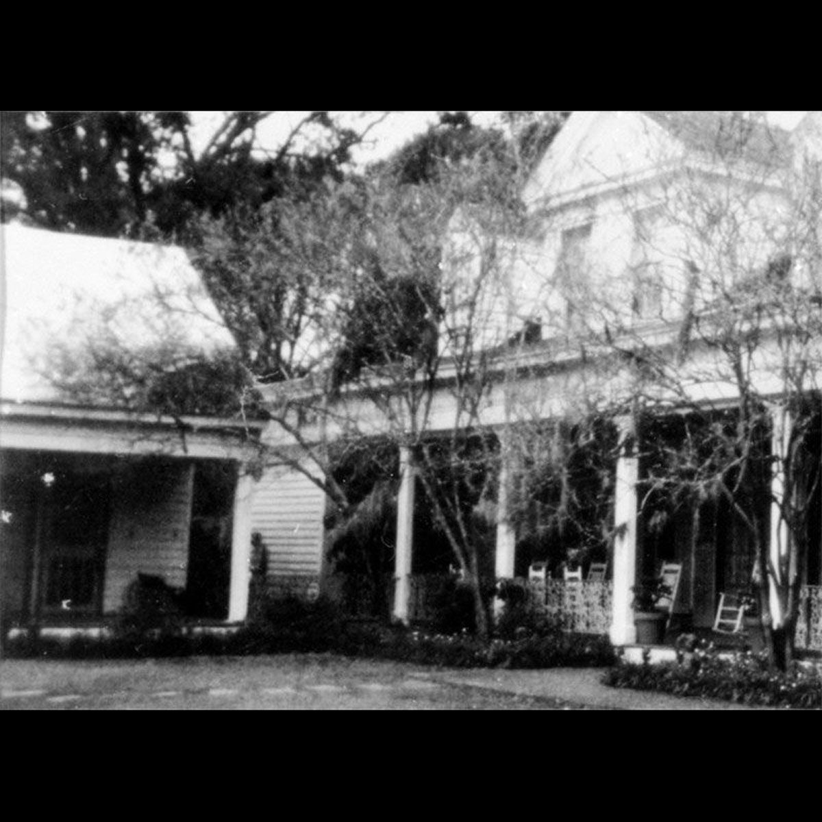 11 Haunted House Mysteries No One Can Explain
