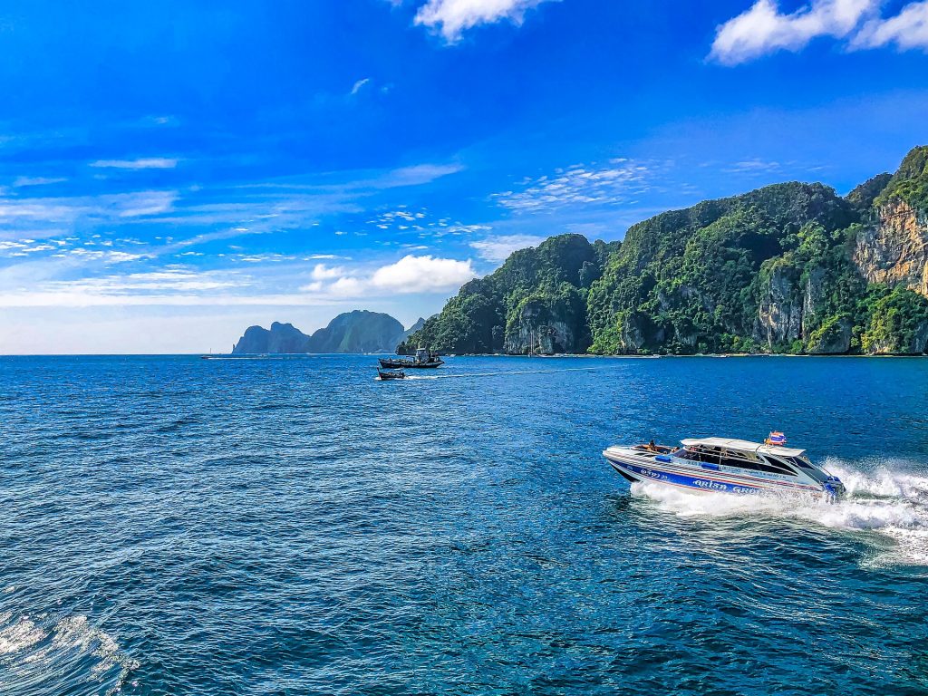 Top 4 Luxury Experiences You Shouldn’t Miss in Palm Cove