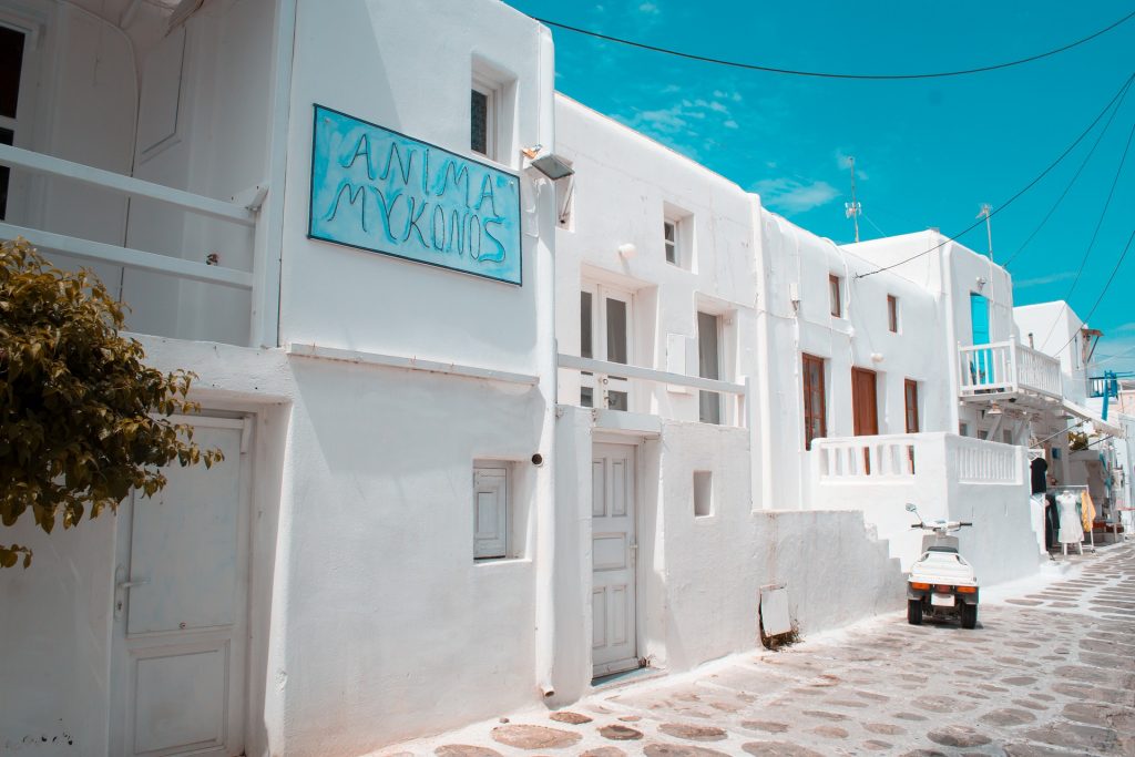 Renting a Car in Greece – What You Need to Know