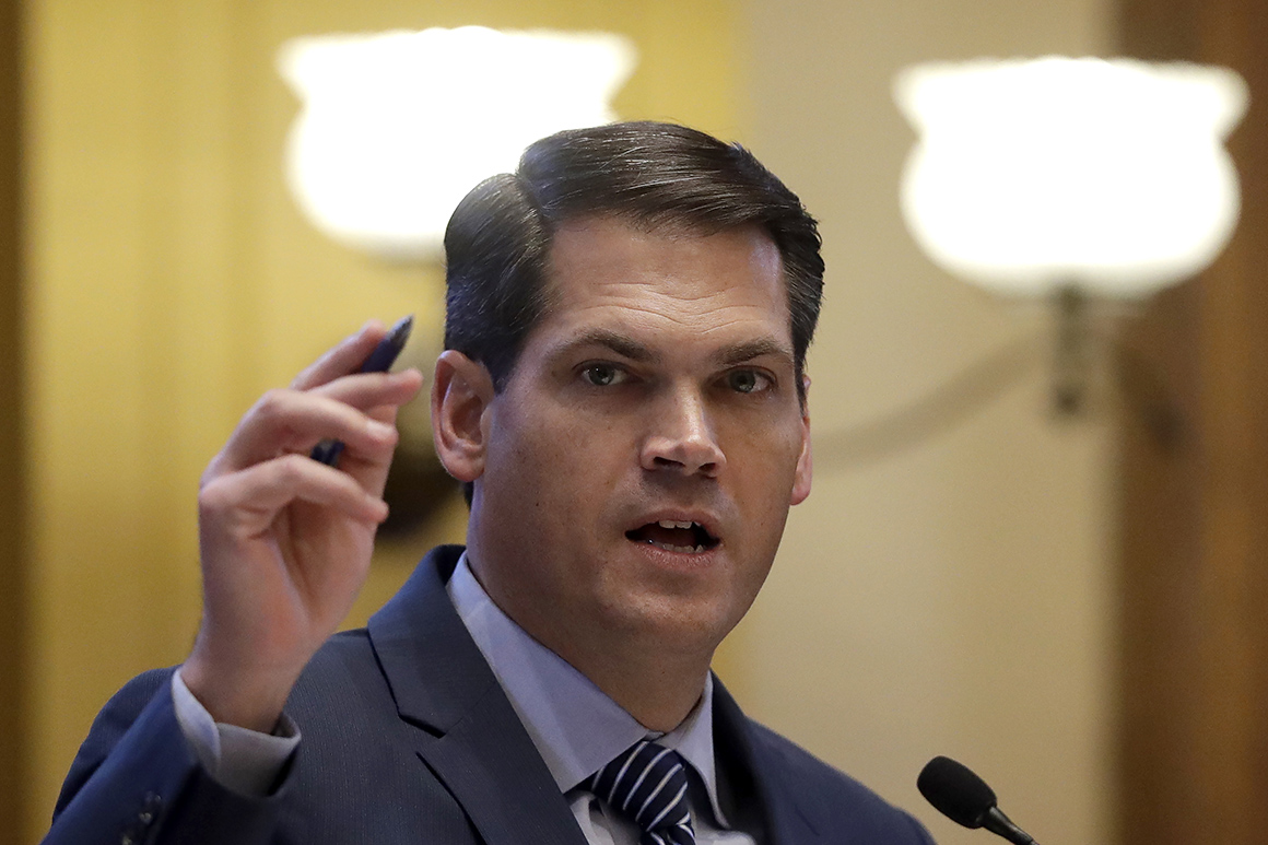 ‘It’s spreading’: Phony election fraud conspiracies infect midterms