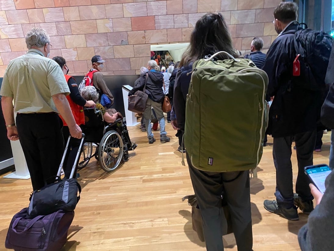 Two lines at Reykjavík Airport