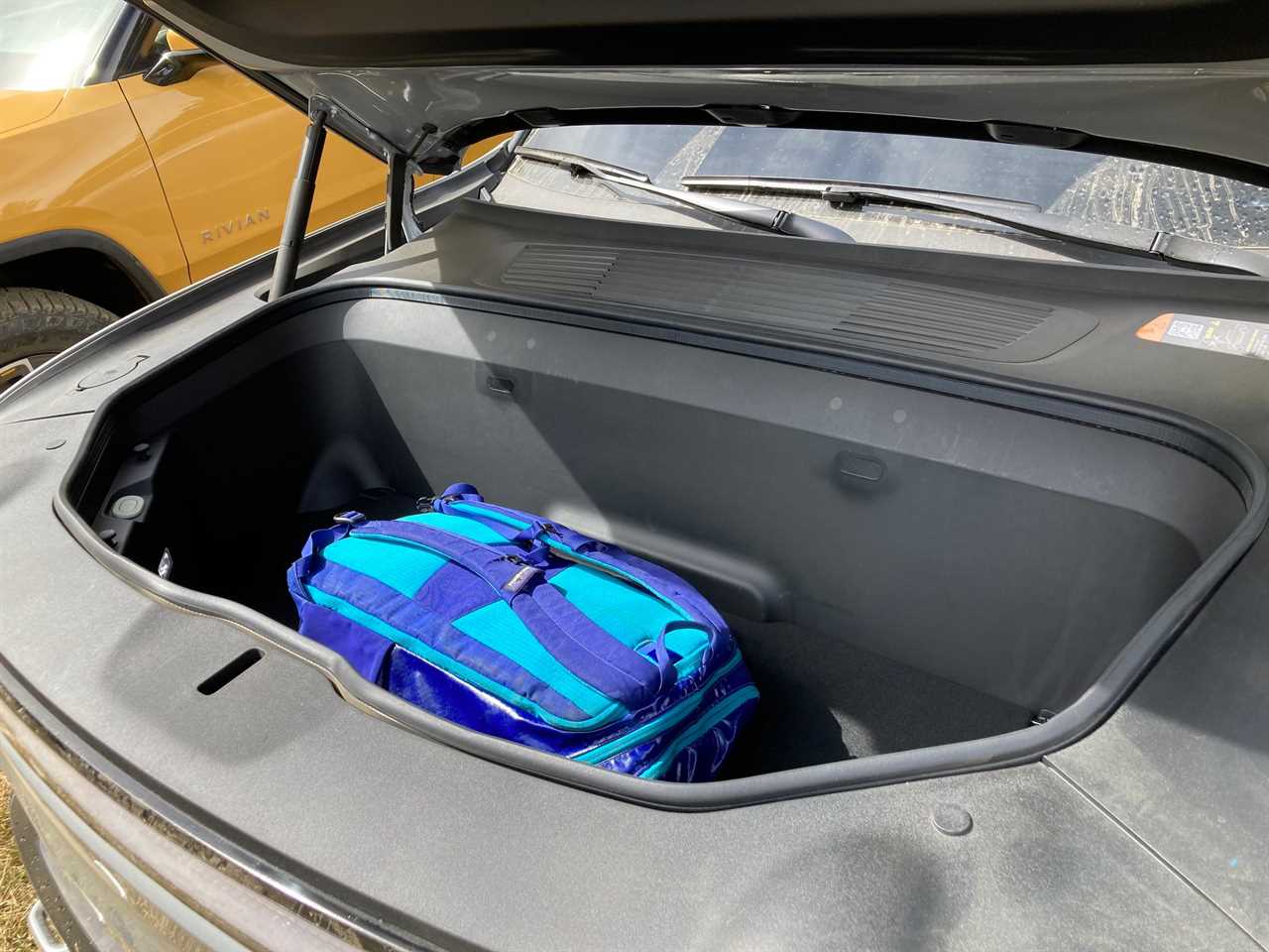 The 2022 Rivian R1T.