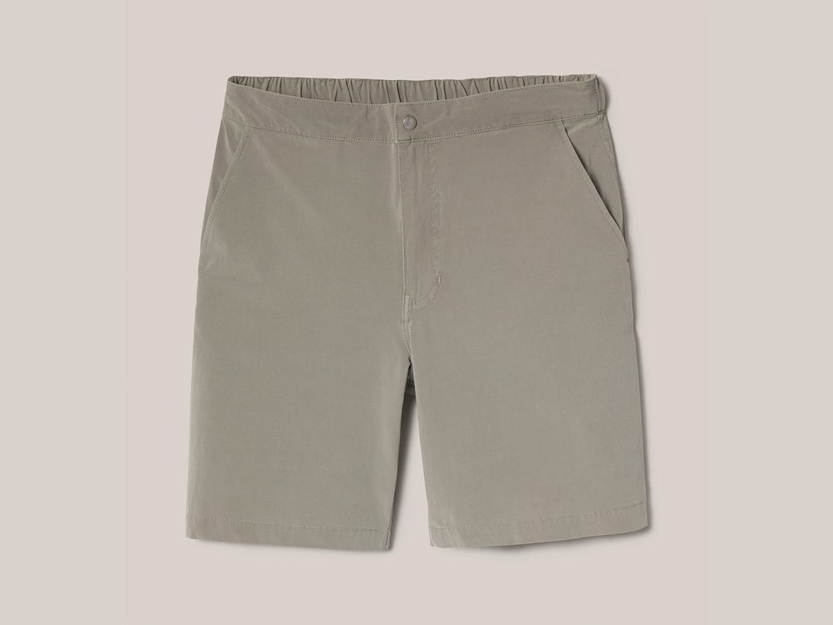 best gifts for dad buck mason deck short