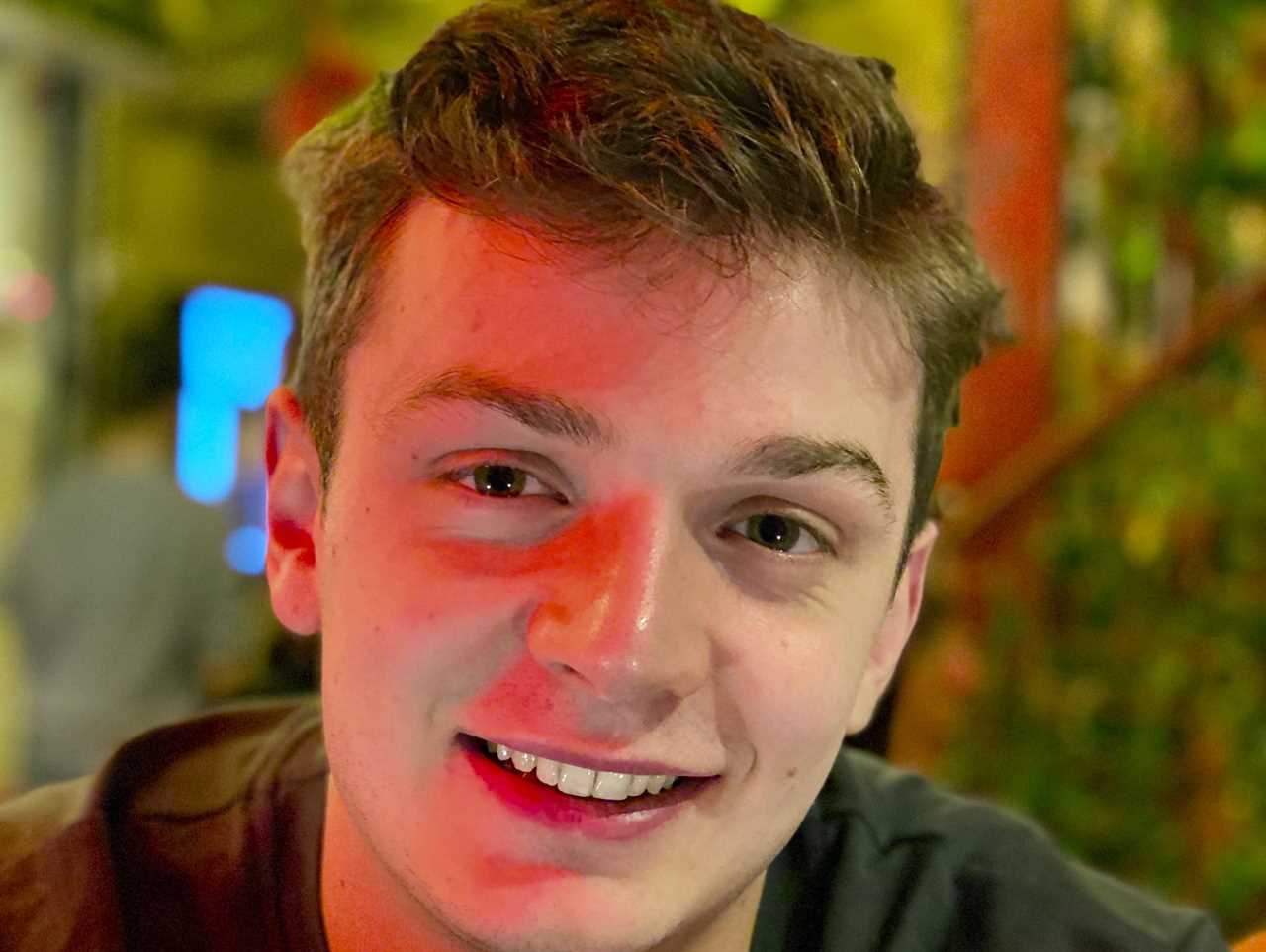 Alex Masmej headshot