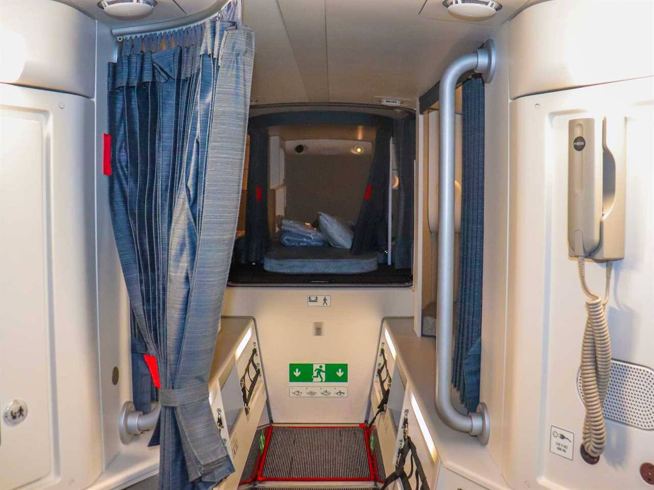 Crew rest onboard SAS Scandinavian Airlines' Airbus A350-900 XWB - SAS Scandinavian Airlines Airbus A350-900 XWB Tour