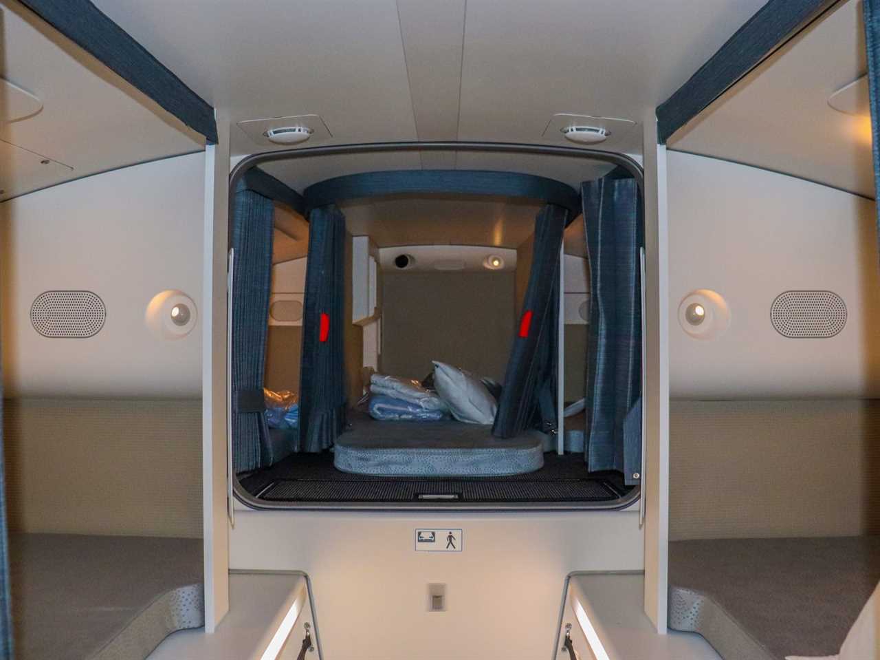 Crew rest onboard SAS Scandinavian Airlines' Airbus A350-900 XWB - SAS Scandinavian Airlines Airbus A350-900 XWB Tour