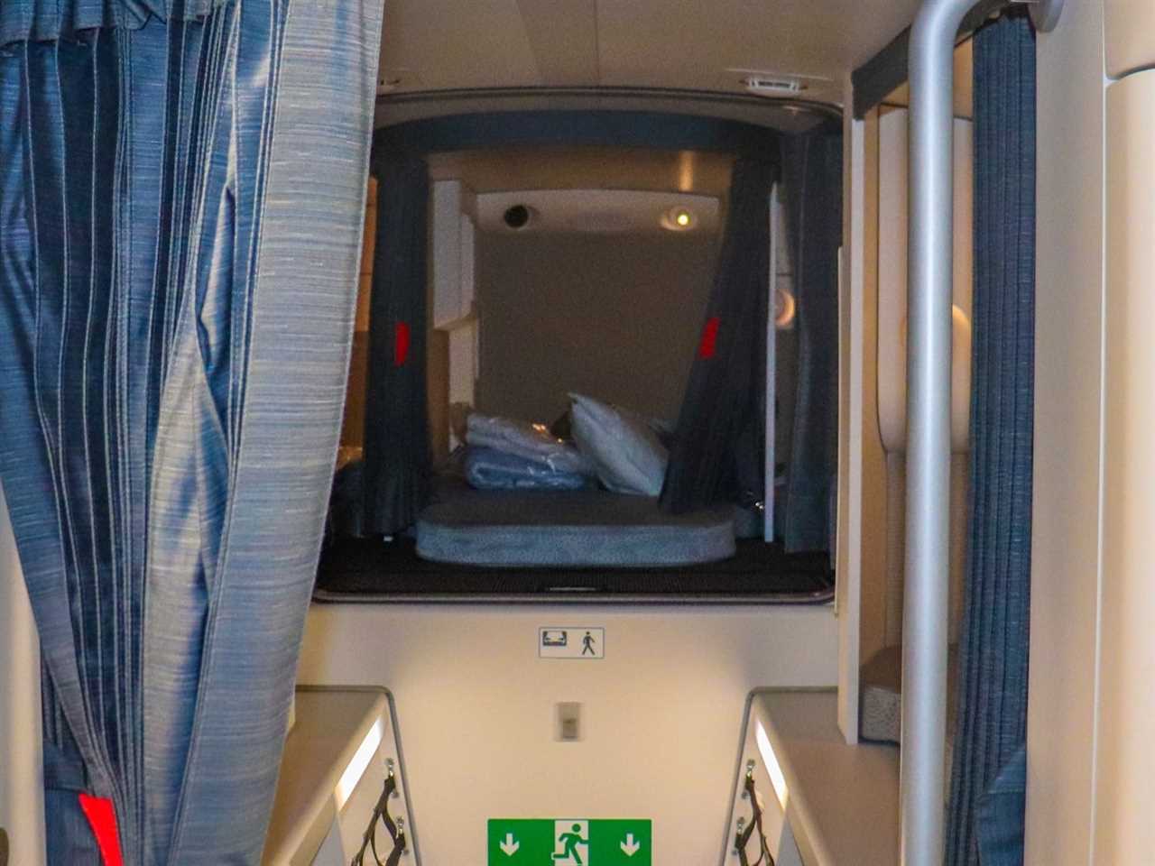 Crew rest onboard SAS Scandinavian Airlines' Airbus A350-900 XWB - SAS Scandinavian Airlines Airbus A350-900 XWB Tour