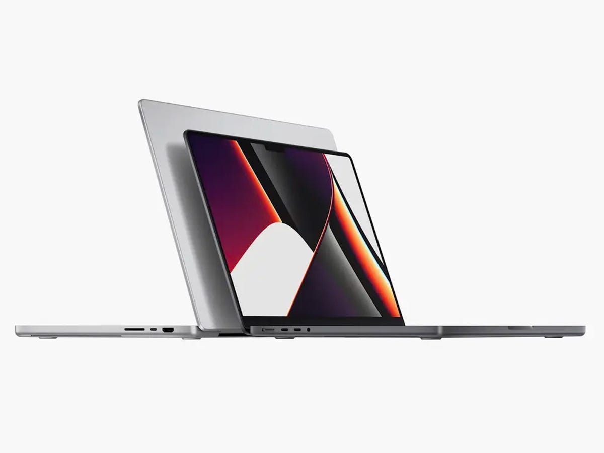 MacBook Pro 2021 14-inch and 16-inch back to back