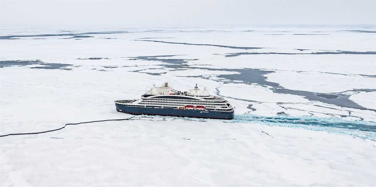The Le Commandant Charcot in icy water