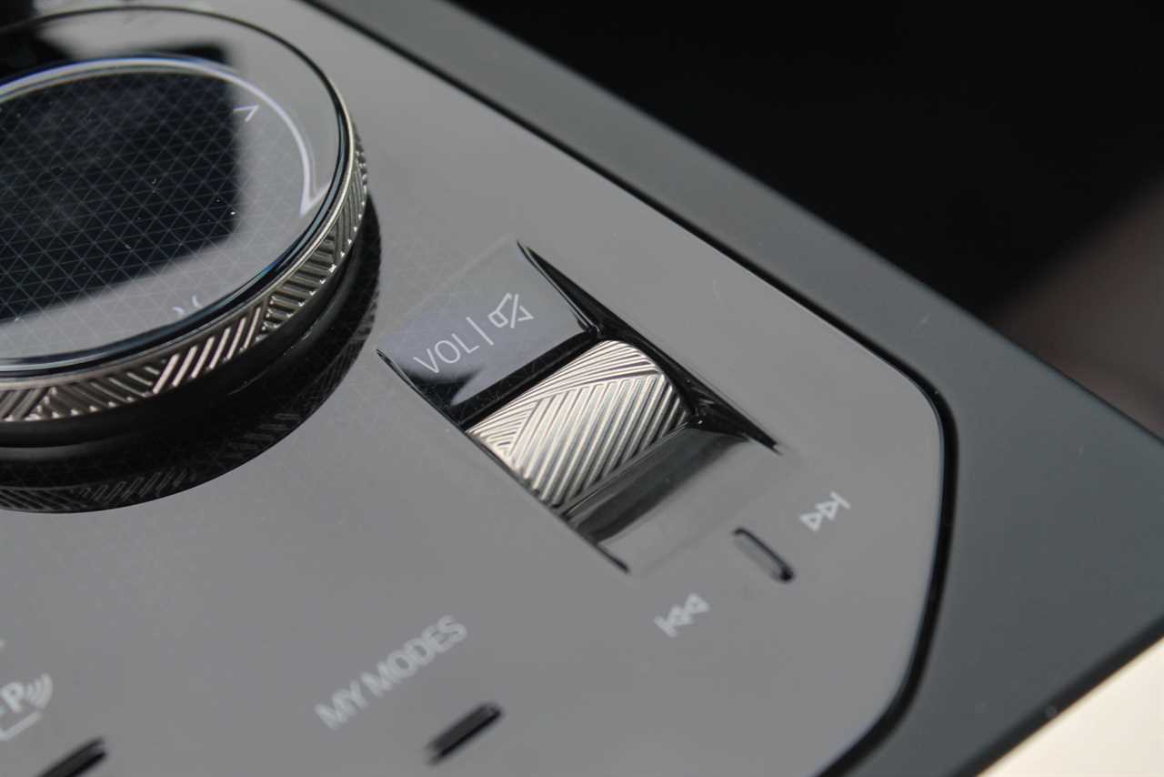 The 2022 BMW iX xDrive50.