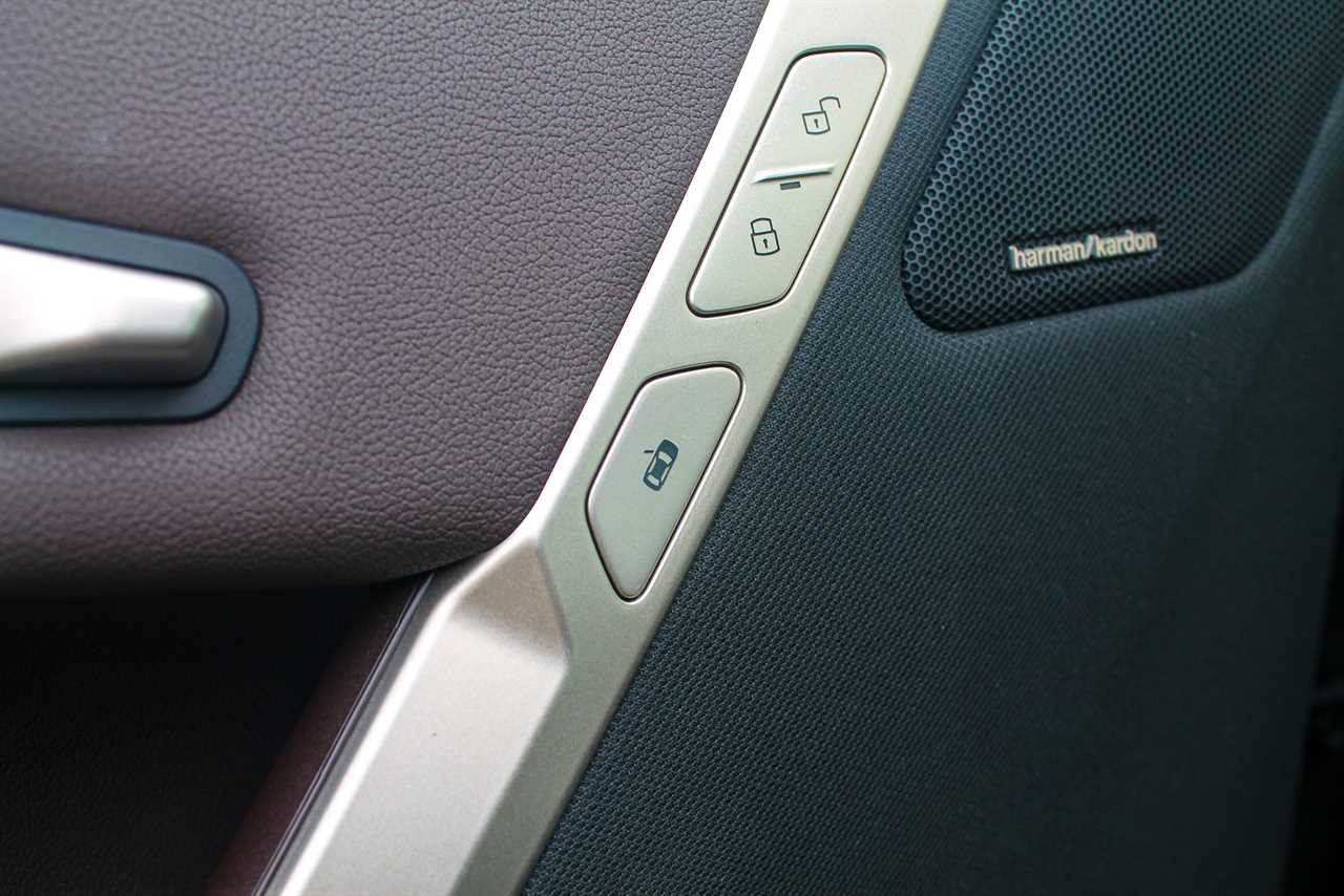 The 2022 BMW iX xDrive50.