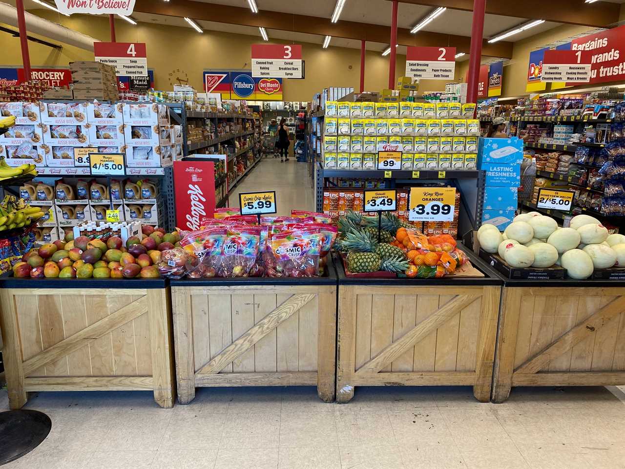 a Grocery Outlet Bargain Market store