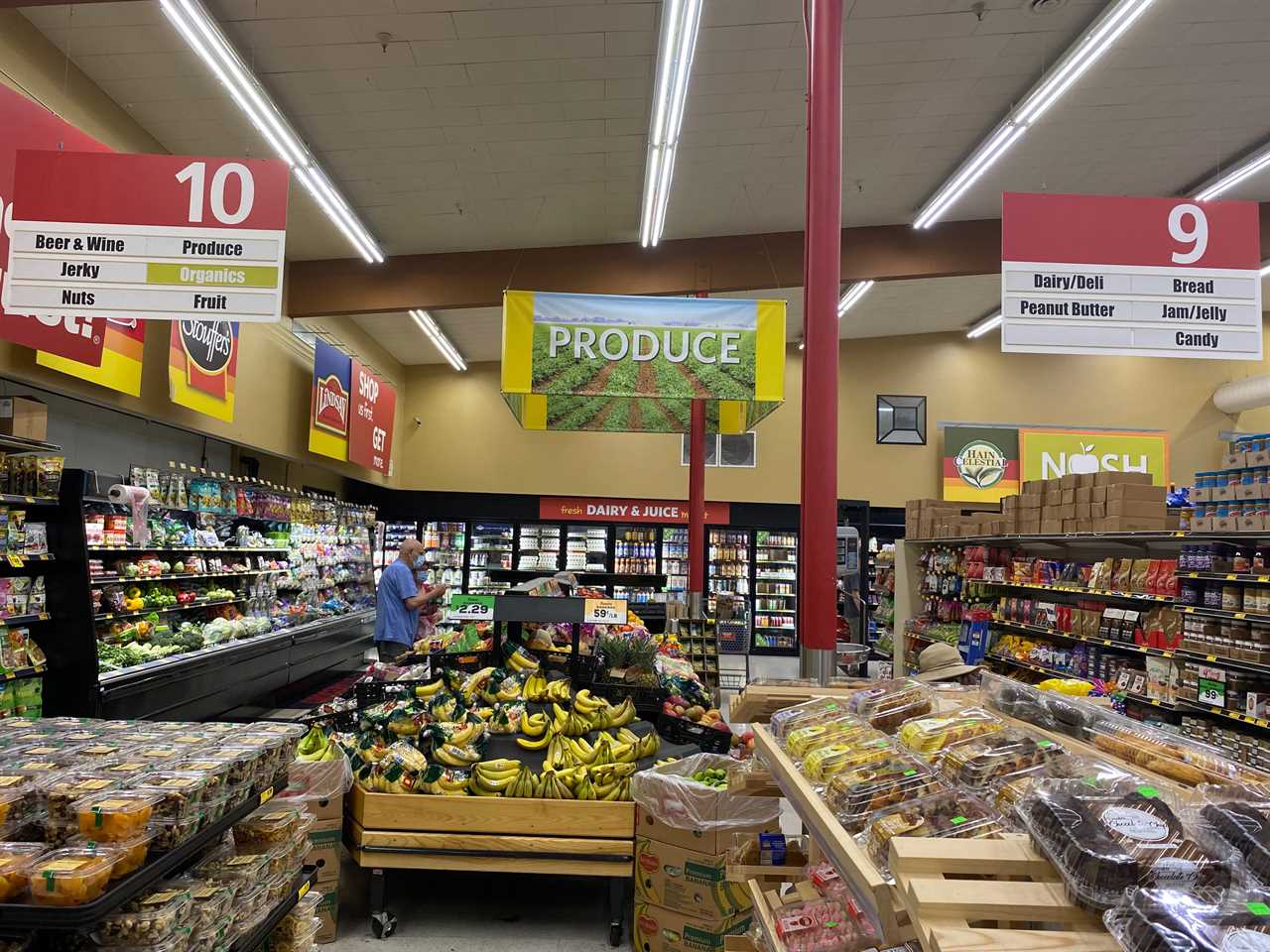 a Grocery Outlet Bargain Market store
