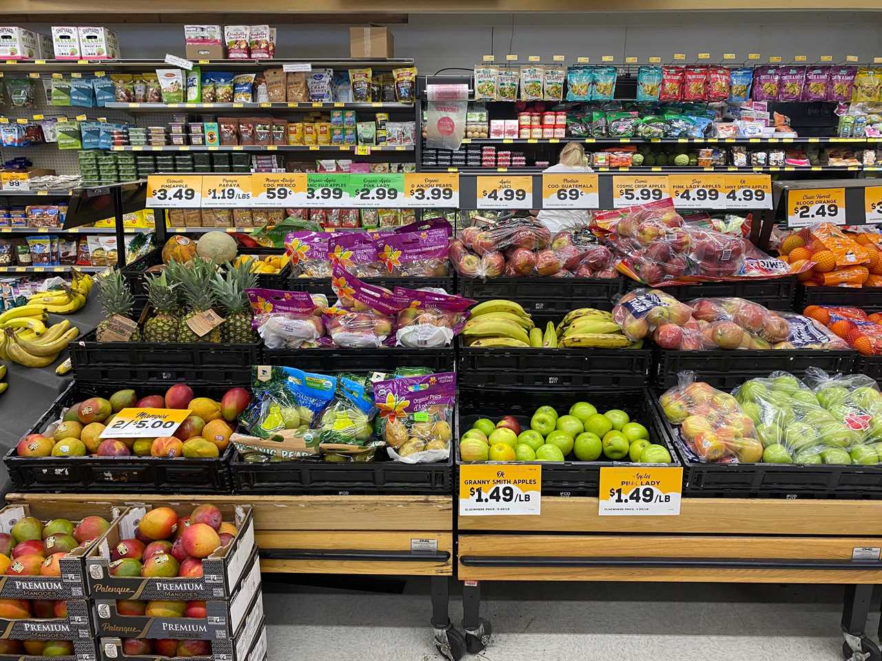 a Grocery Outlet Bargain Market store