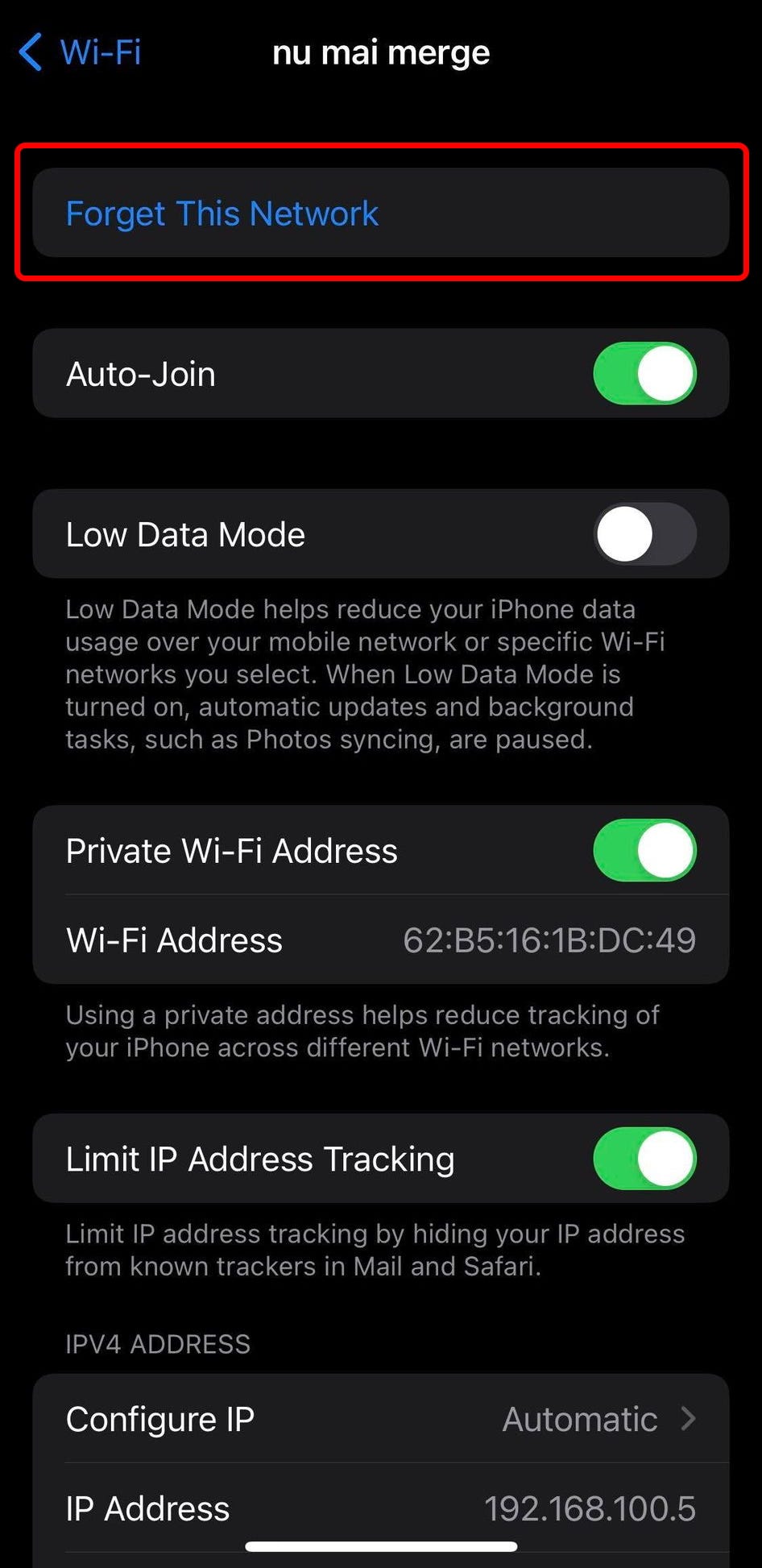 The settings of a Wi-Fi network on an iPhone, with the “Forget This Network” option highlighted.