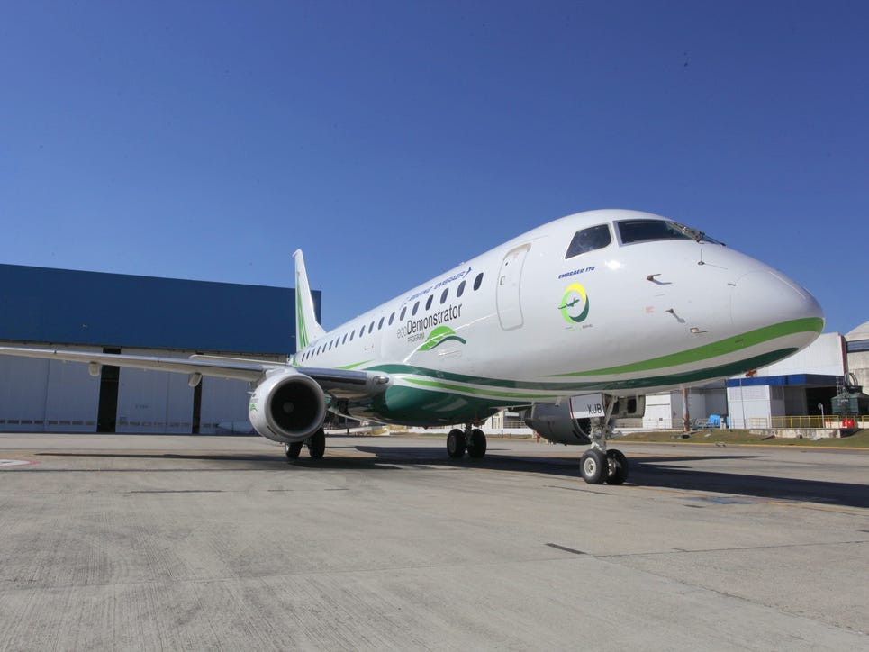 Boeing Embraer 170 ecoDemonstrator.