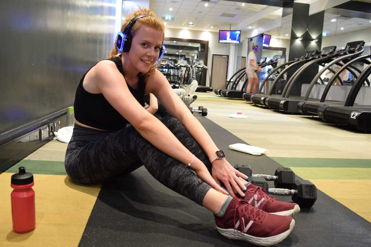 Reporter Kate Duffy takes a rest during the class.