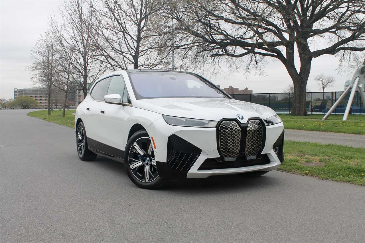 The 2022 BMW iX xDrive50.