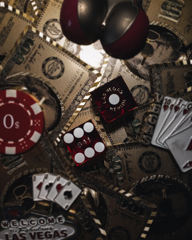 What to Know Before You Play at an Online Casino