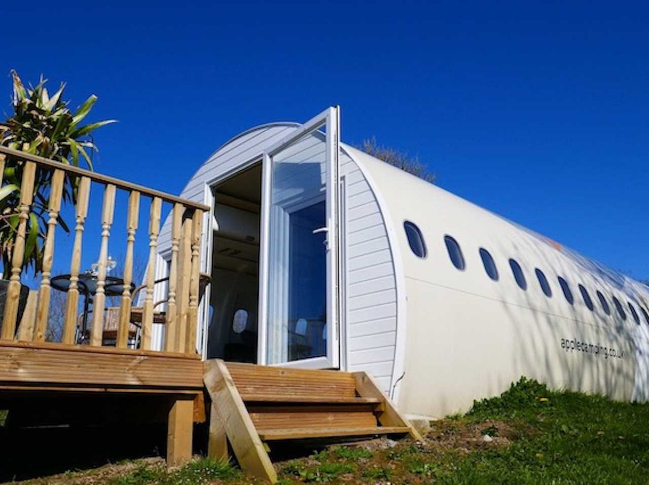 Etihad A319 converted into a hotel in England.