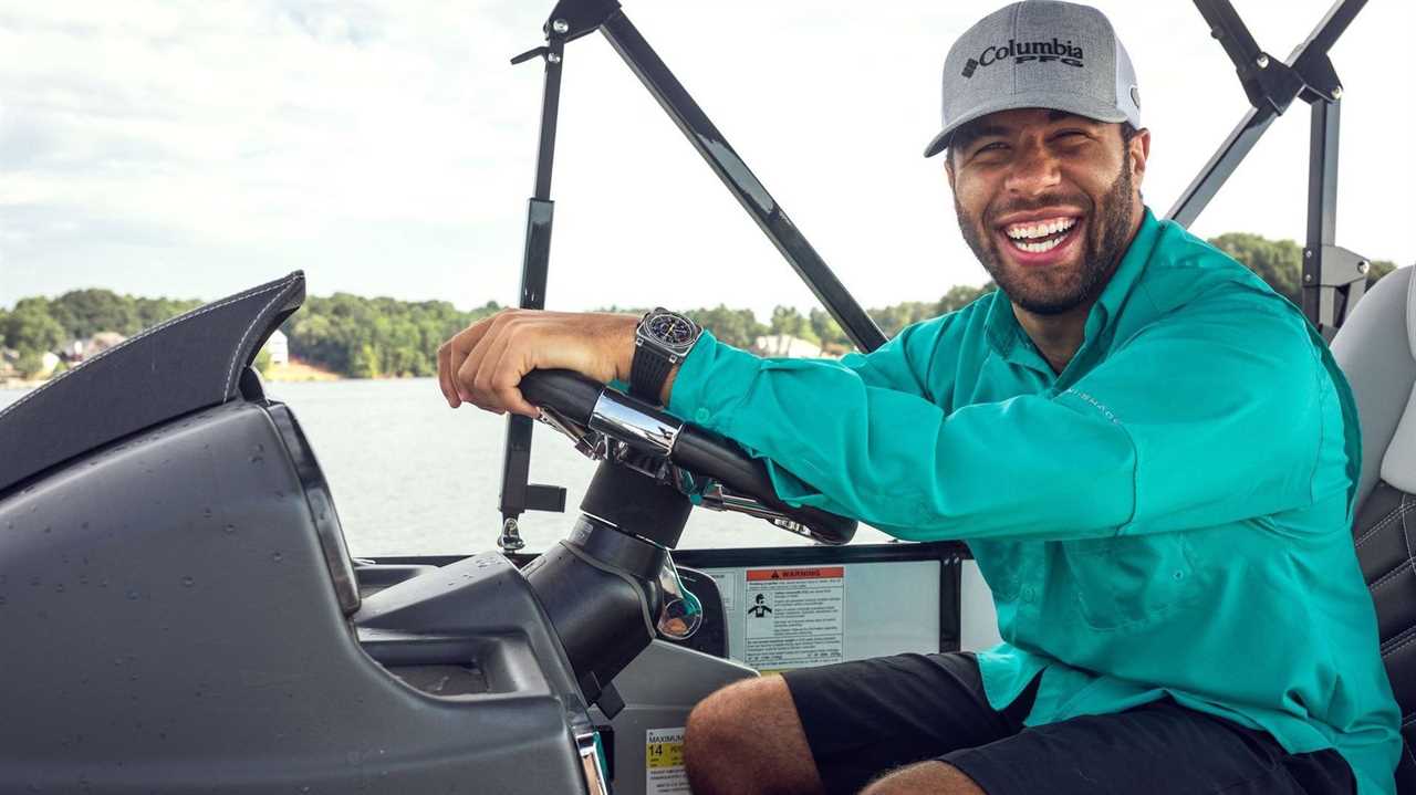 Bubba Wallace NASCAR Sportfishing Columbia Fishing Sportswear PFG