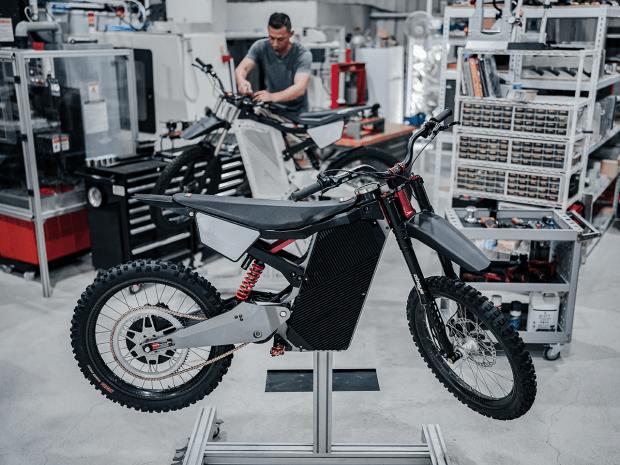 Graft E0.12 Electric Motorcycle Is Insanely Light and Powerful