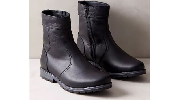 Get Style and Comfort With These Waterproof Leather Boots