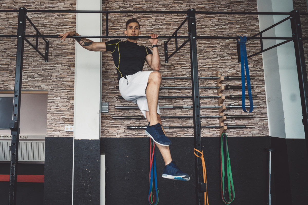 How to Master Proper Pullup Form—Plus 15 Pullup Variations
