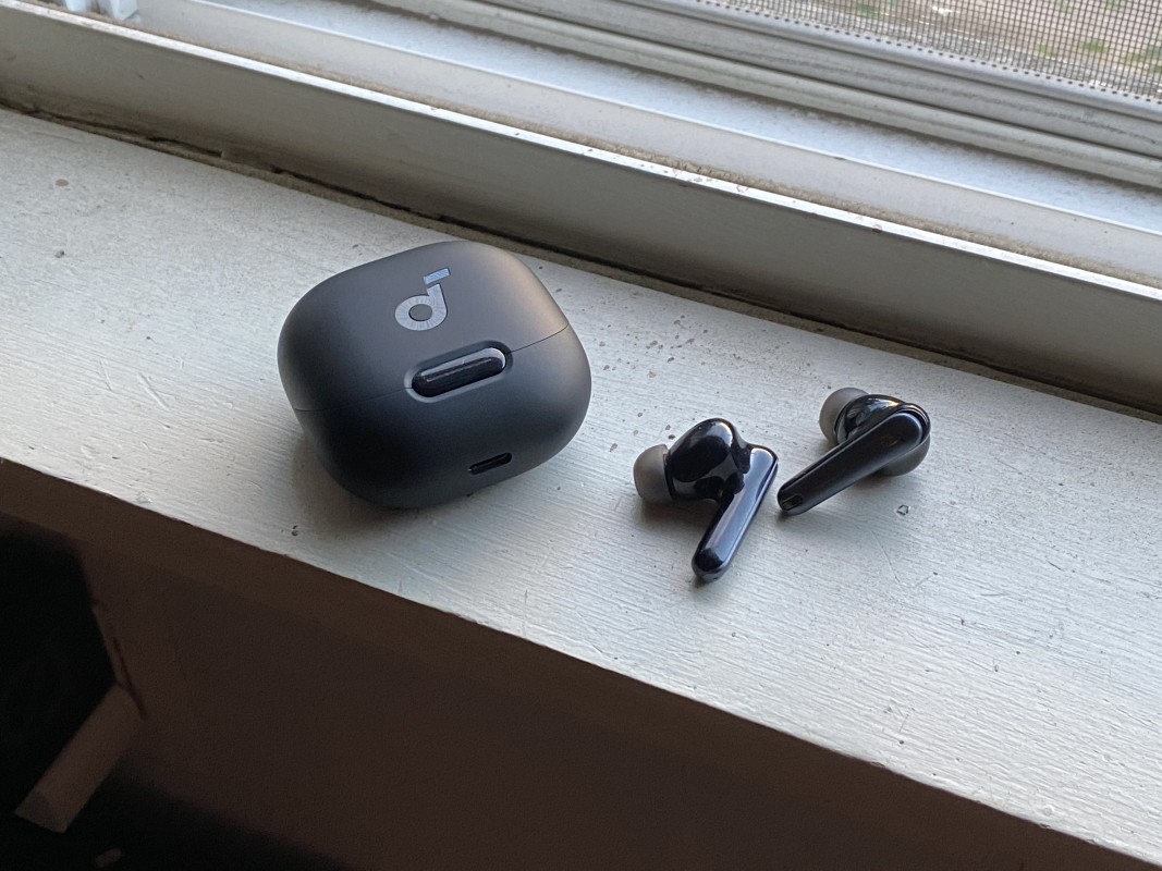 Best Running Headphones and Wireless Earbuds, Reviewed