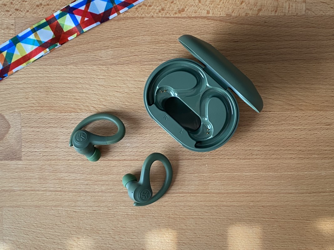 Best Running Headphones and Wireless Earbuds, Reviewed