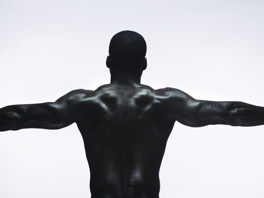 8 Dangerous Strength Myths Pushed by Juiced Lifters You Should Ignore