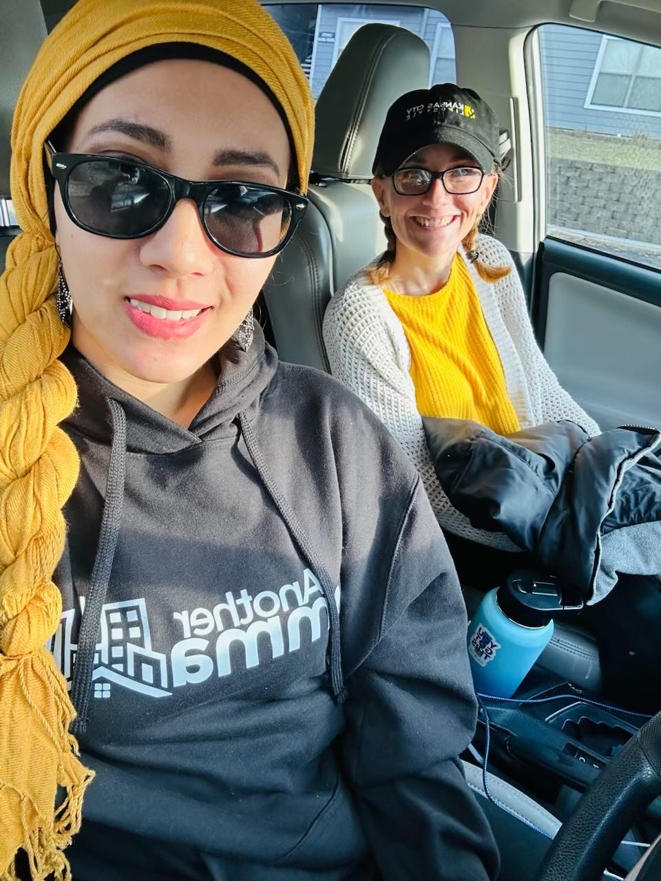 Samantha Salem and Jess Rodenburg smile for a selfie