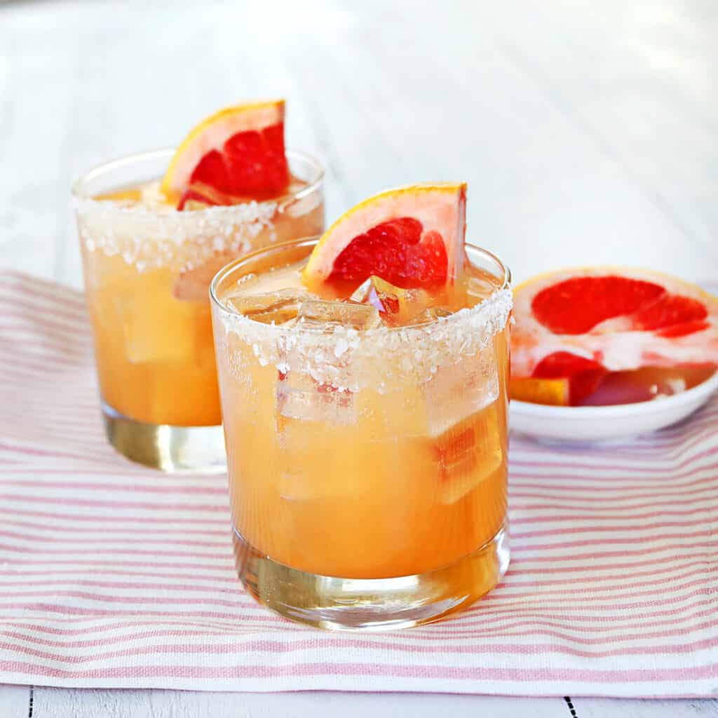 40 Valentine’s Day Cocktails