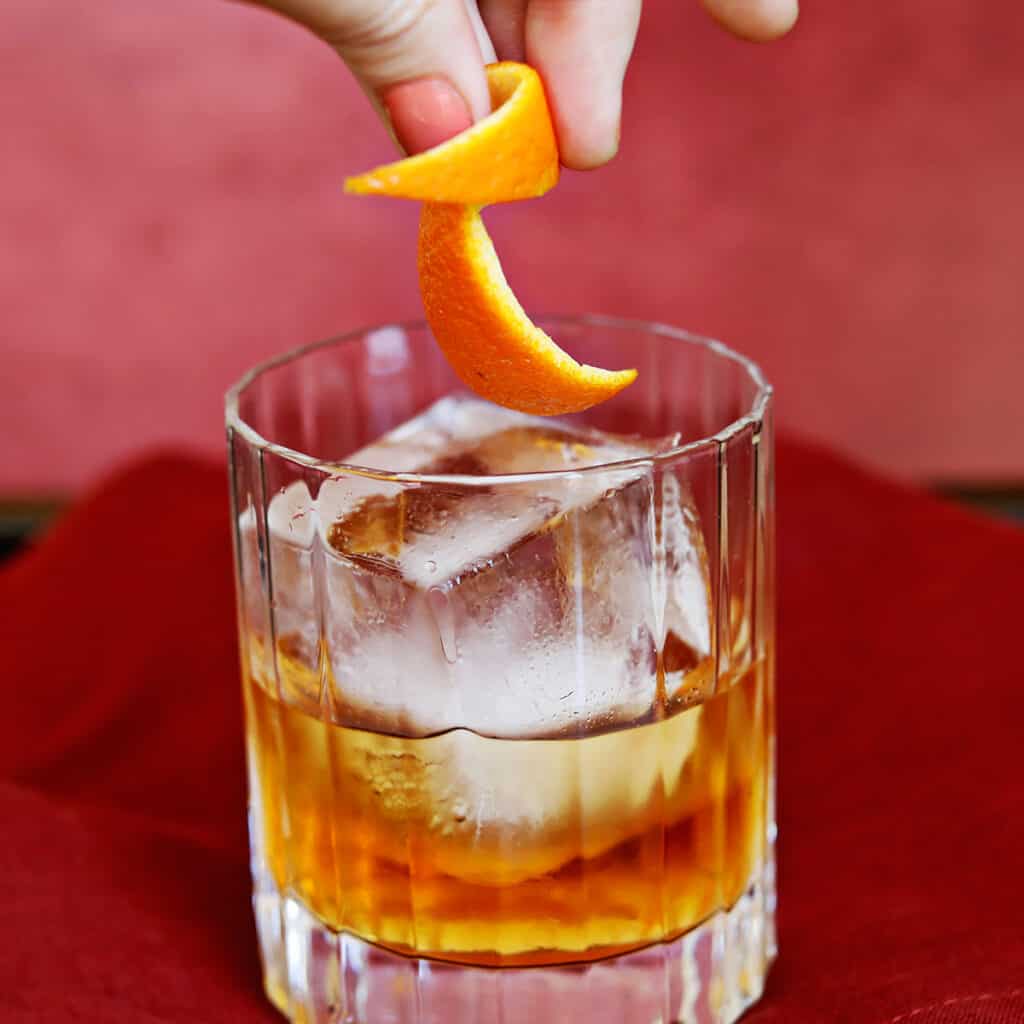 40 Valentine’s Day Cocktails