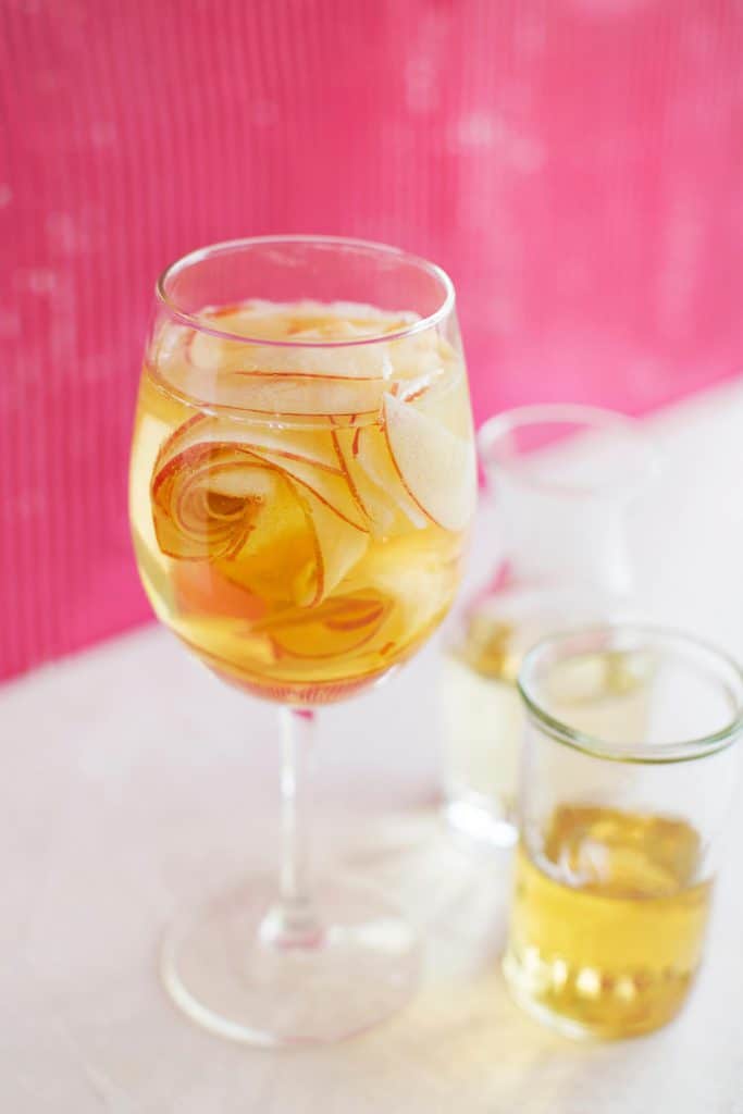 40 Valentine’s Day Cocktails
