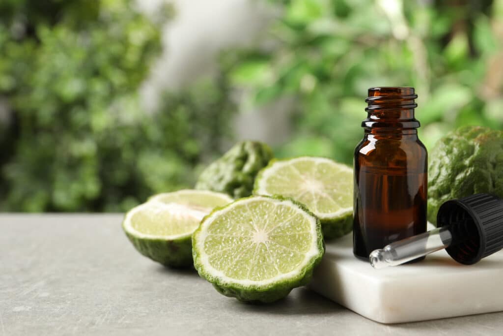 Aromatherapy for Improved Sleep: A Natural Solution for Restful Nights