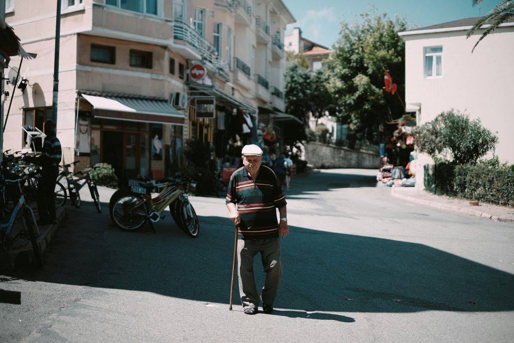 Exploring the World: Travel Opportunities and Considerations for Older Adults