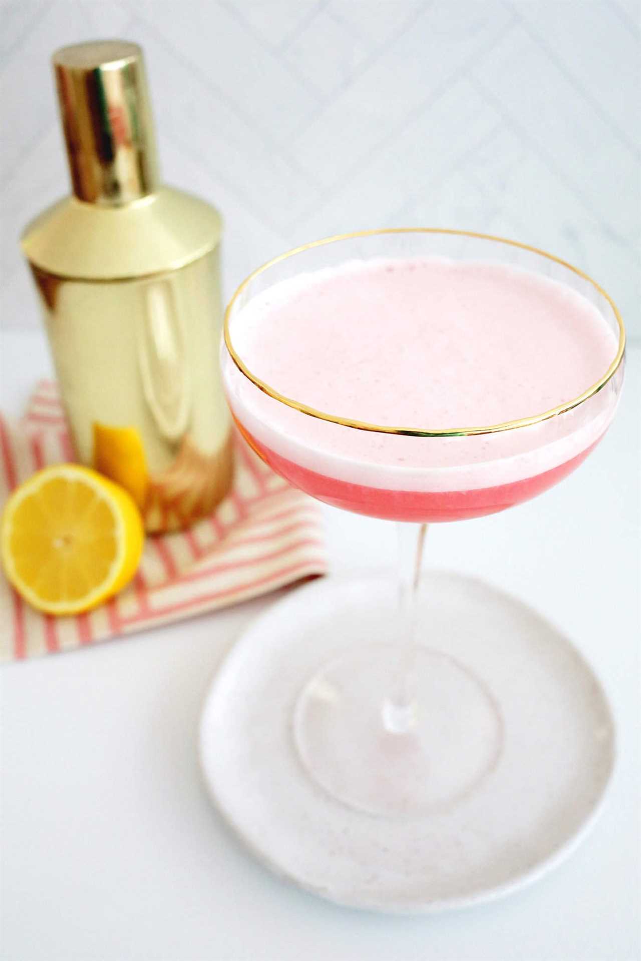 pink lady cocktail