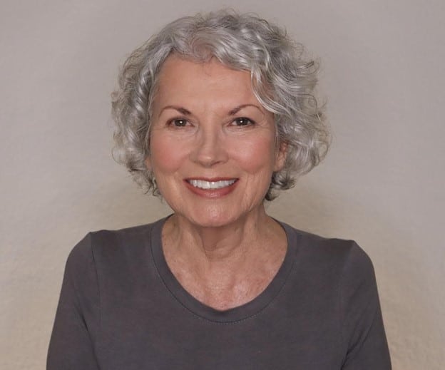 10 Easy Pro-Aging Techniques for Bigger Eyes