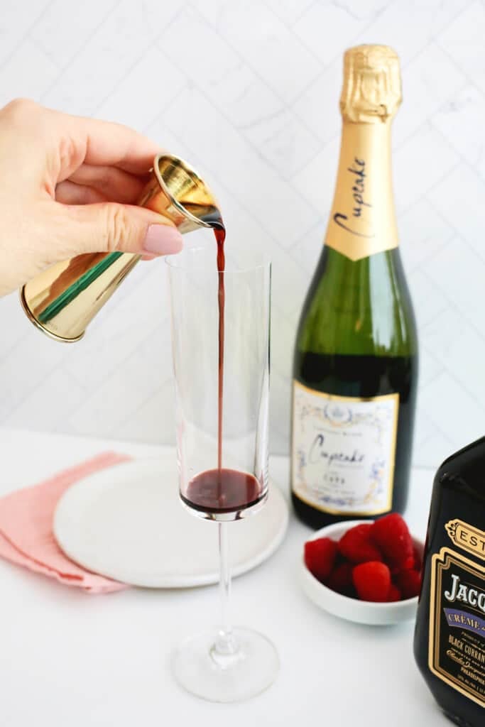 making kir royale cocktail